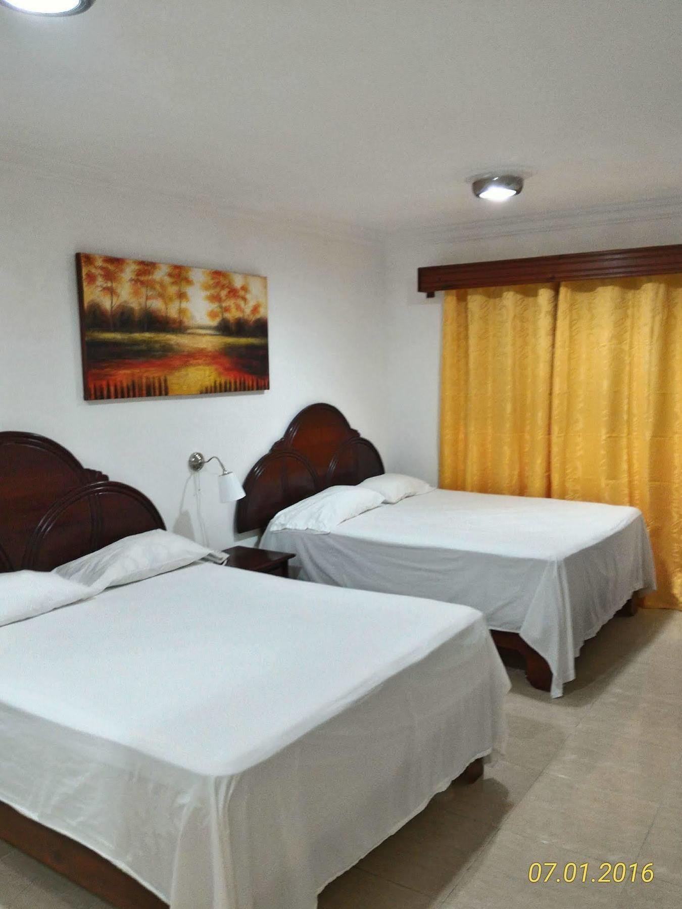 Hotel Riparbella Santo Domingo Esterno foto