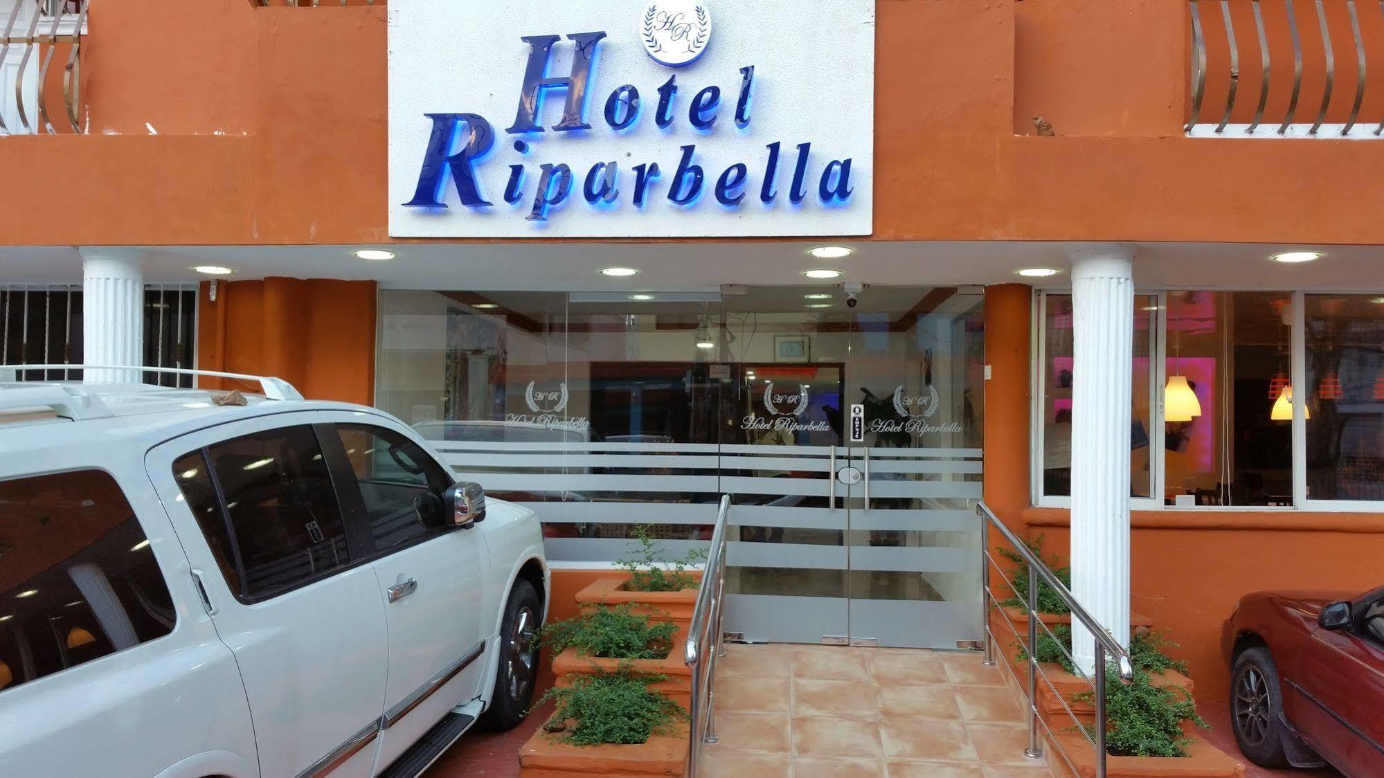 Hotel Riparbella Santo Domingo Esterno foto