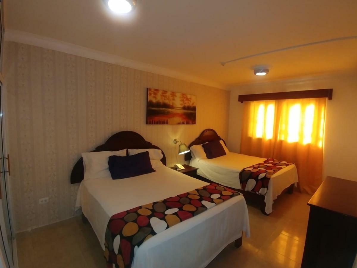 Hotel Riparbella Santo Domingo Esterno foto