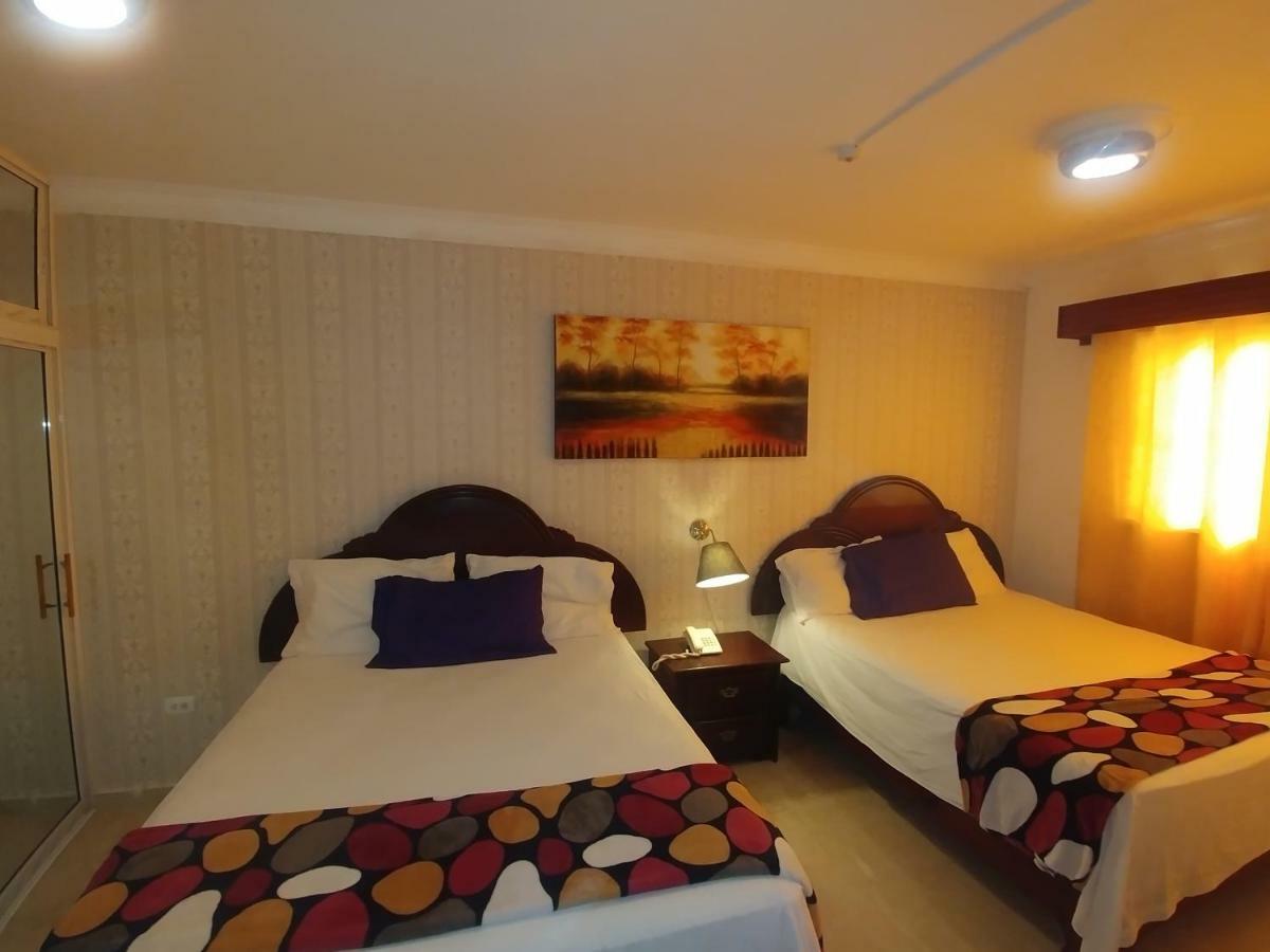 Hotel Riparbella Santo Domingo Esterno foto