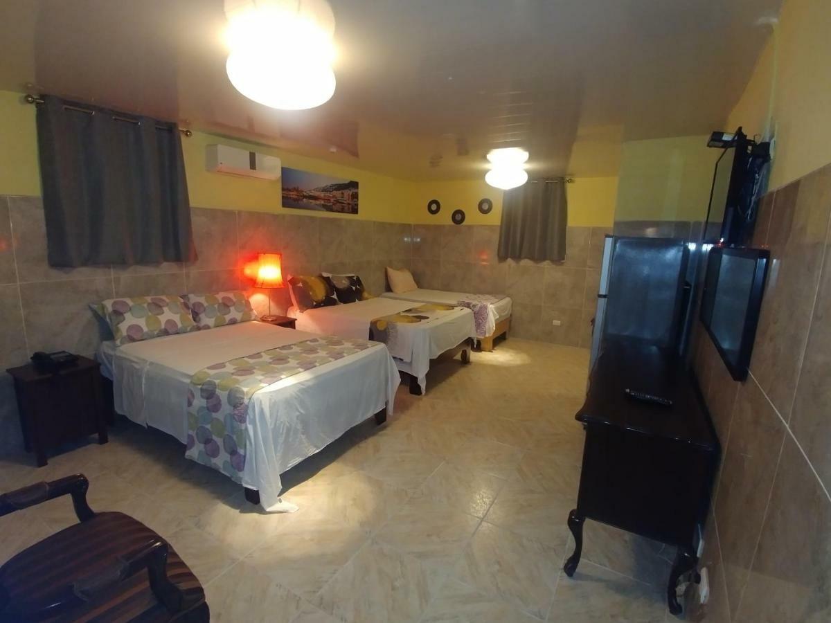Hotel Riparbella Santo Domingo Esterno foto